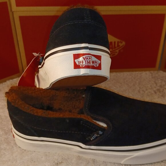 Vans Men's 4/Women's 5.5 Slip On Sherpa Lined Black/Marshmallow VN0A7VCFABI - Picture 12 of 12